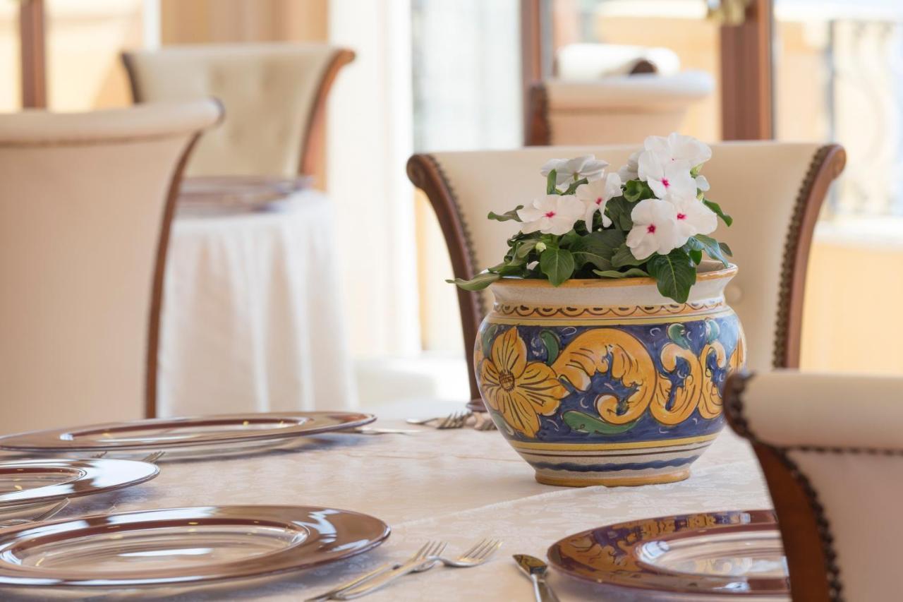 Hotel Sole Castello (Adults Only) Taormina Luaran gambar